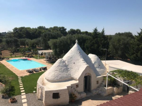 Отель Trullo Grazioso Luxury  Чельє-Меззапика